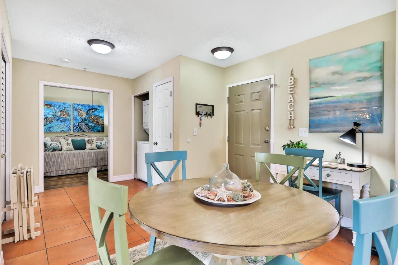 Bay Front Oasis Lägenhet St. Pete Beach Exteriör bild