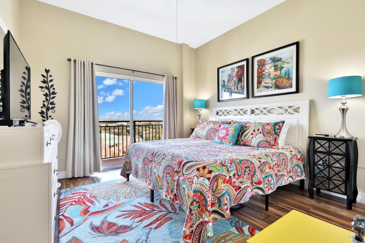 Bay Front Oasis Lägenhet St. Pete Beach Exteriör bild